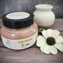 Load image into Gallery viewer, Vanilla Driftwood Foaming Body Scrub
