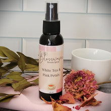 Load image into Gallery viewer, White Tea and Pink Petals Room Spray