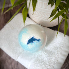 Load image into Gallery viewer, Shore Waves Bath Bomb