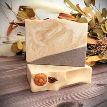 Load image into Gallery viewer, Pumpkin &amp; Sandalwood
