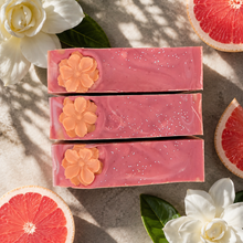 Load image into Gallery viewer, Gardenia &amp; Grapefruit
